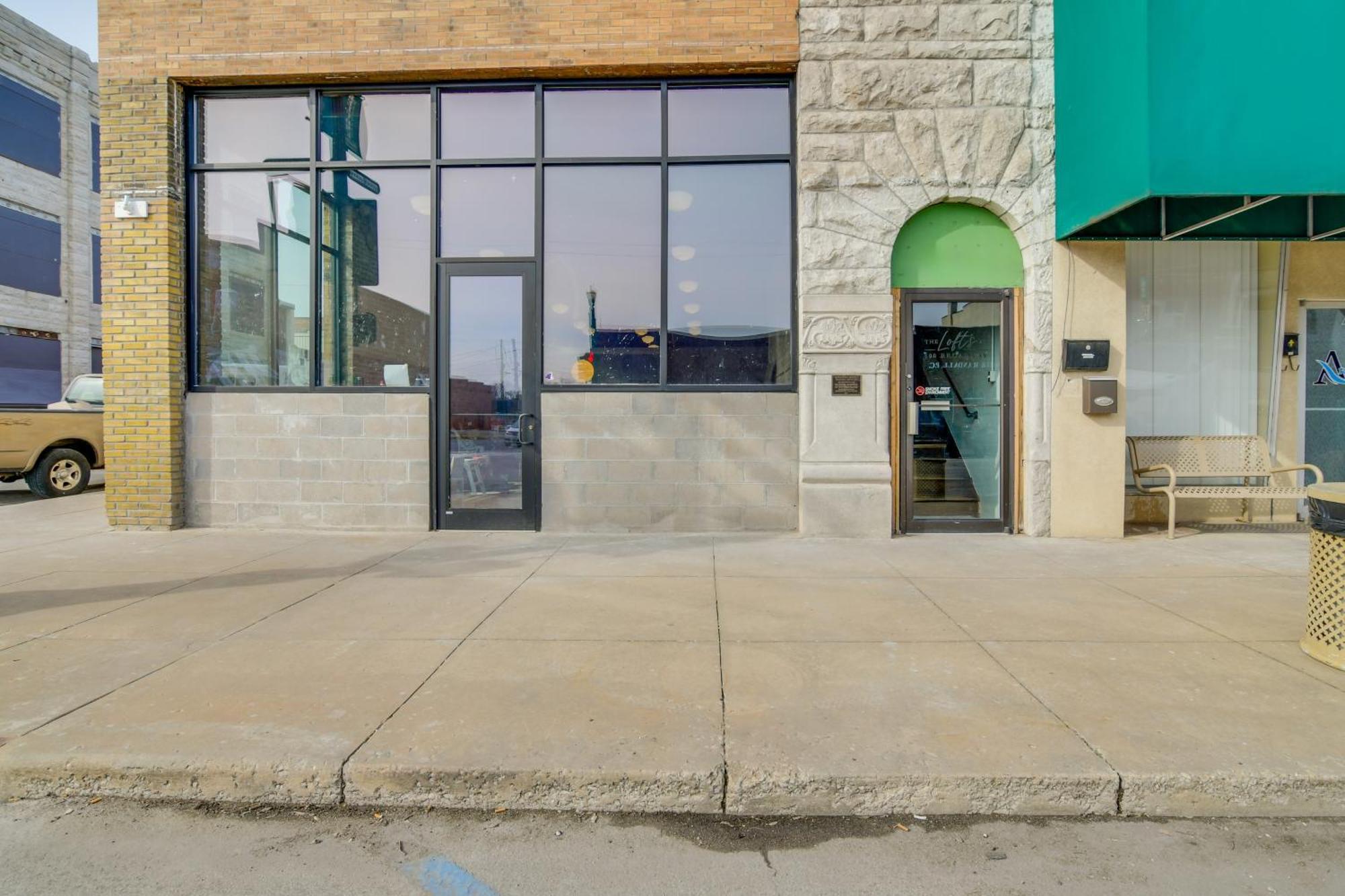 Dtwn Loft In The Heart Of Monett Pets Welcome! Exteriér fotografie