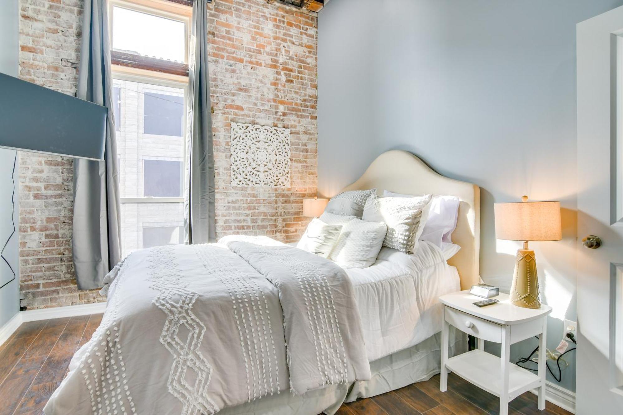 Dtwn Loft In The Heart Of Monett Pets Welcome! Exteriér fotografie
