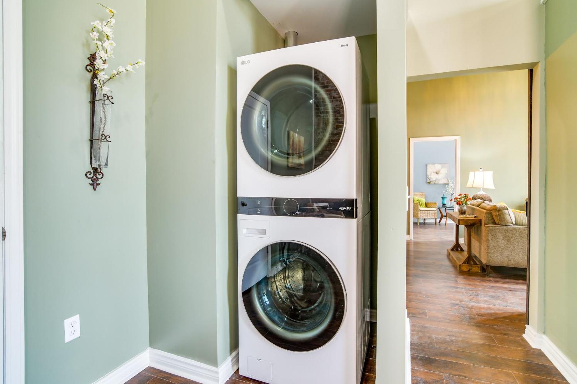 Dtwn Loft In The Heart Of Monett Pets Welcome! Exteriér fotografie